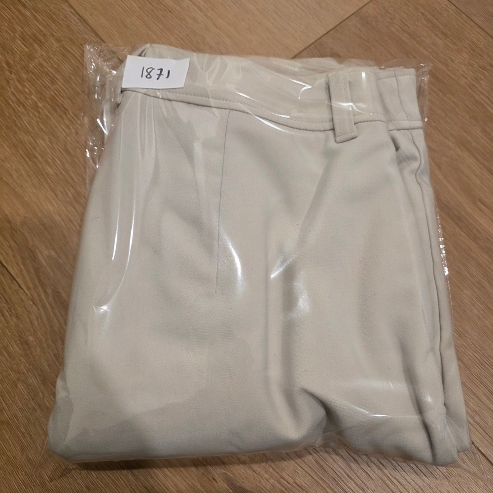 GU Women Wide Leg Cargo Pants Beige Off White High Waist Size L Japanese Style - Picture 8 of 8